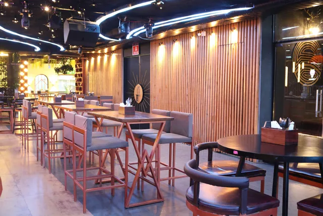 TABERNA Club&Kitchen