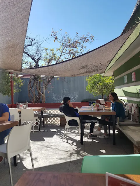 MAROLO Las Tortas De Chilaquiles