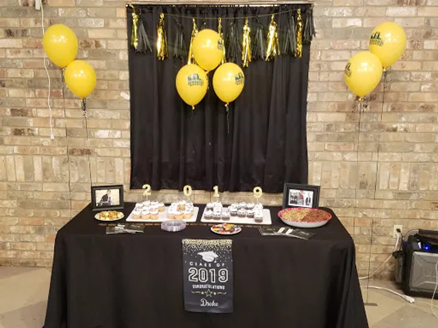 Hole In the Wall Cafe Catering And Events