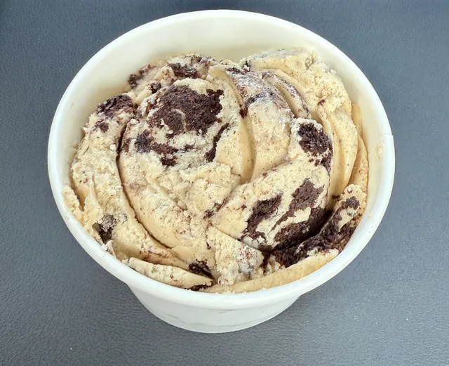 Dodo Cookie Dough and Ice Cream
