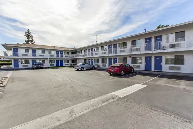 Motel 6 Santa Clara, CA