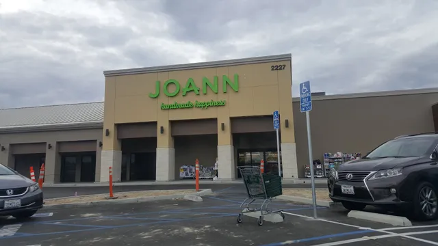 Camino Town & Country