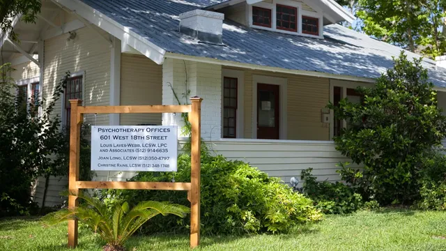 Louis Laves-Webb, LCSW, LPC-S & Associates