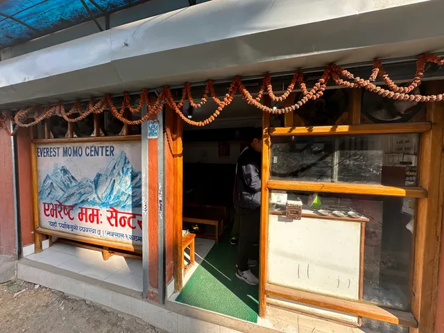 Everest MoMo Center