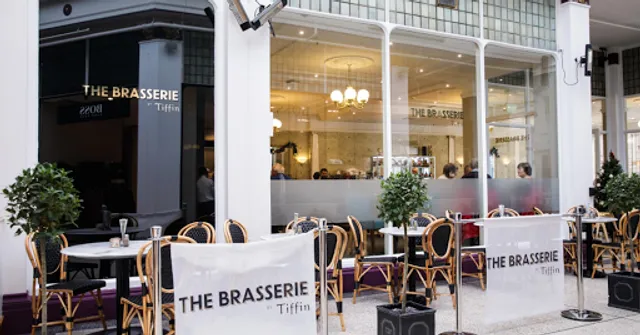 Brasserie At DeGruchy