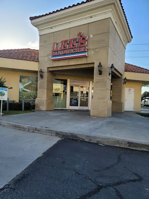 Lee's Sandwiches