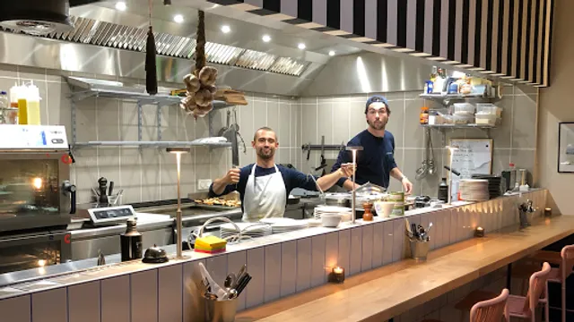 La Gigi devient Café Bonart - Delicatessen Bar Bistrot