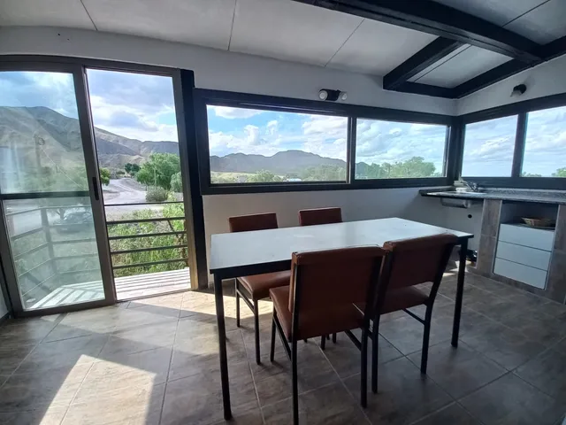 Ventanas al Cerro-El Challao