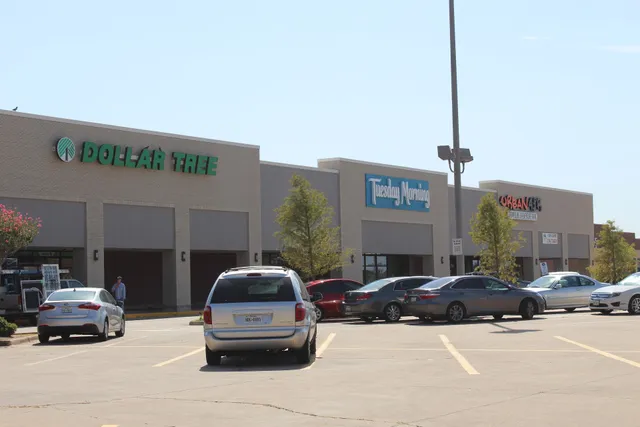 Country Brook Village Shopping Center