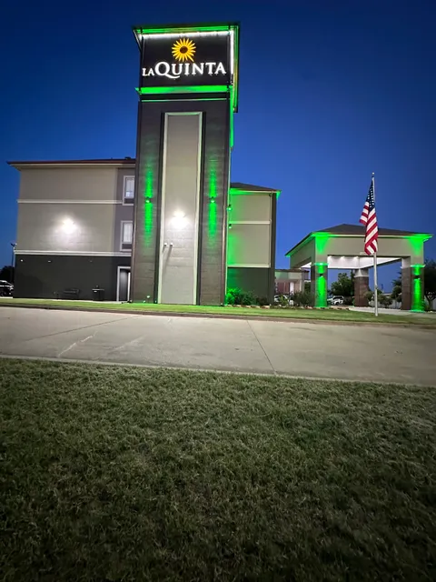 La Quinta Inn & Suites by Wyndham Sulphur Springs