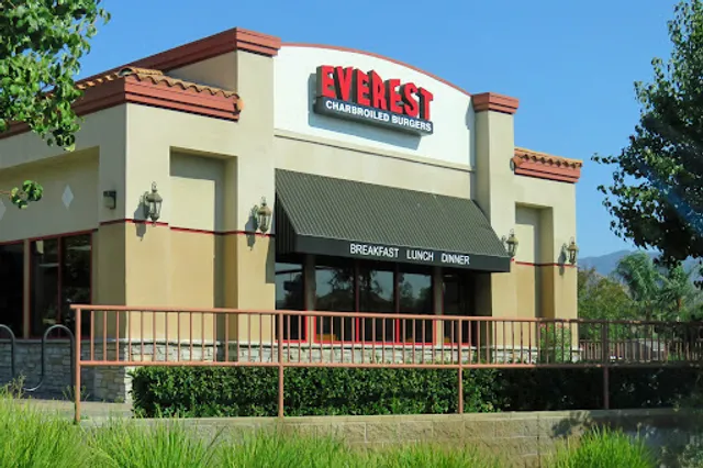 Everest Burgers