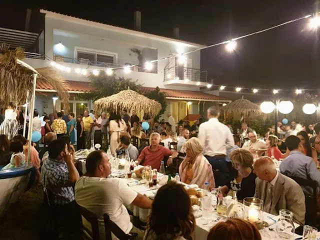 Amfitriti Restaurant & Cafe