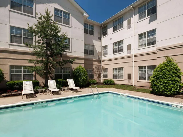 Homewood Suites by Hilton Newark-Cranford