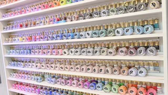 Signature Nails & Spa