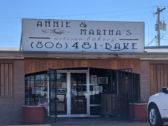 Annie & Martha's