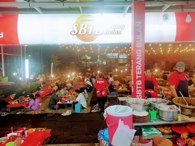 Lesehan SBTB Terang Bulan Malioboro