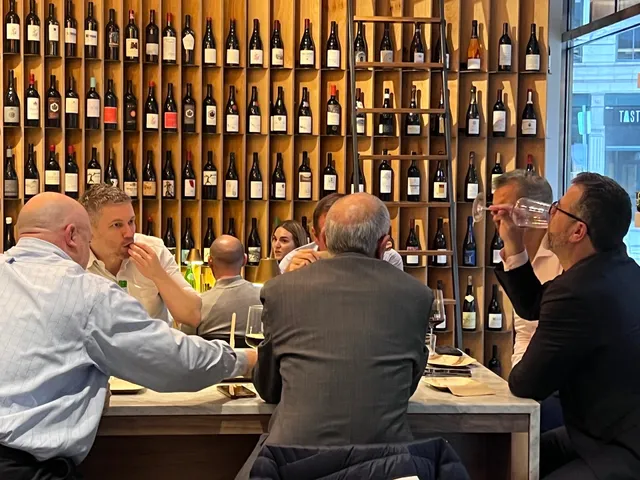 Georgie's Wine Bar (and Shop)