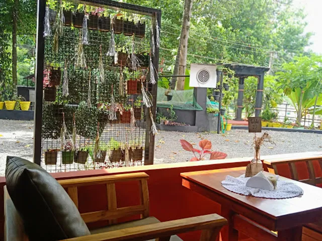 Rochas Cafe and Bistro: The Portuguese Grill House