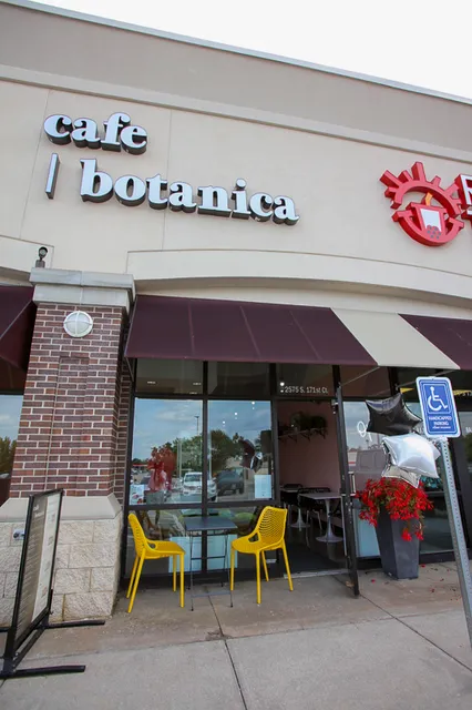 Cafe Botanica - Lakeside