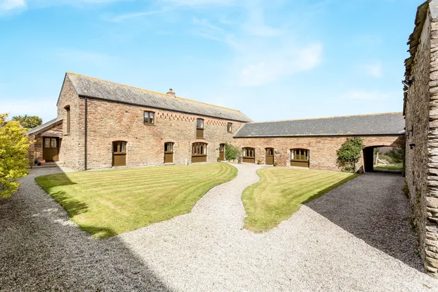 Blable Farm Barns - 3 self-catered holiday cottages in Cornwall
