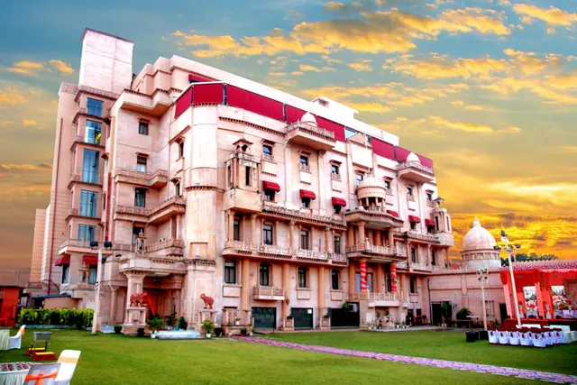 Hotel Kailash Presidency