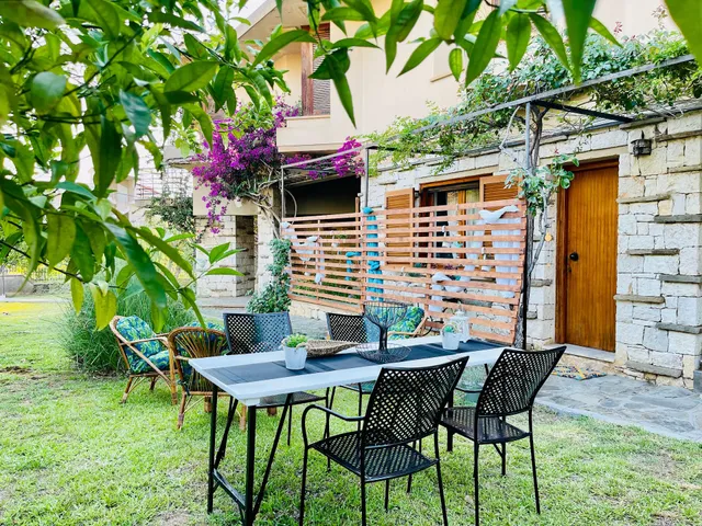 Lavender House Kanali