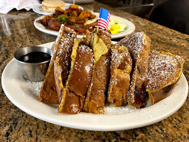 Michael's Cafe Bistro