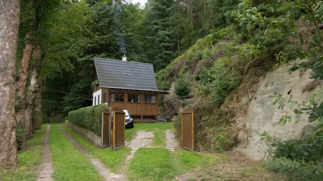 The Elbe Sandstone Cottage