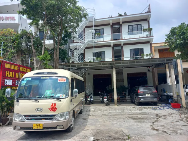 Nhà Hàng - Khách Sạn Hai Hương