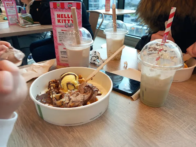 Primark Cafe - Manchester Trafford