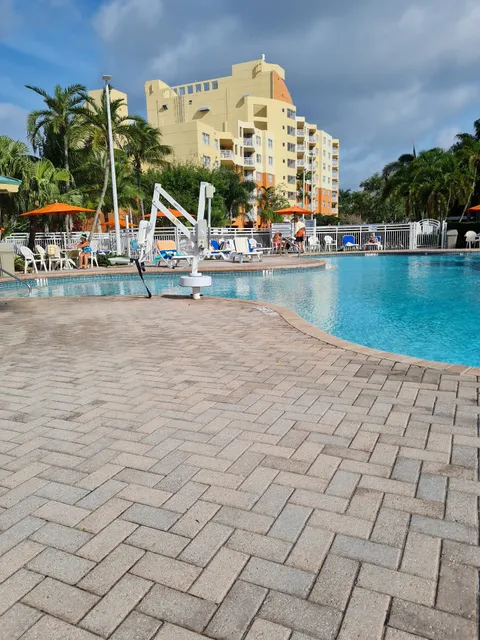 Heron 1 - Vacation Village