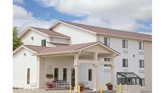 Super 8 by Wyndham Havre