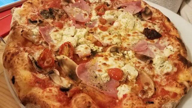 RESTAURANT PIZZERIA LA RIPAILLE