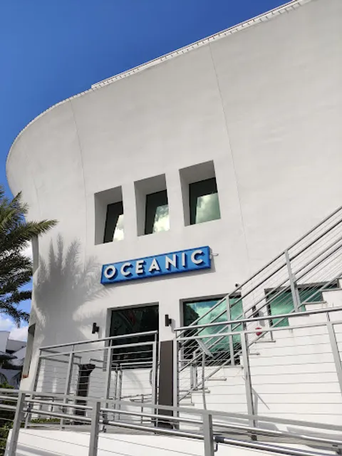 Oceanic at Pompano Beach Pier