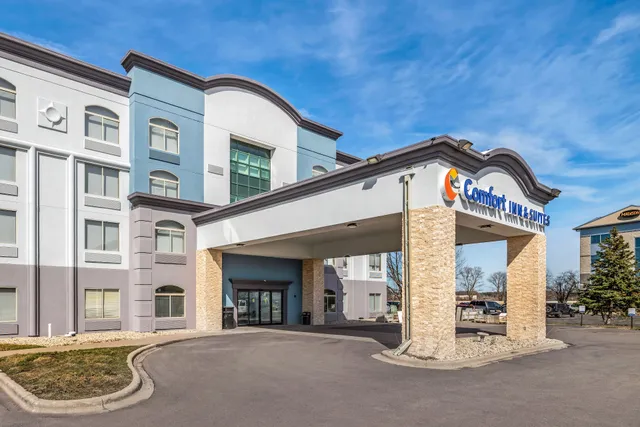 Comfort Inn & Suites Madison East - Monona