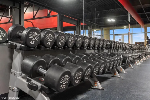 Crunch Fitness - Topeka