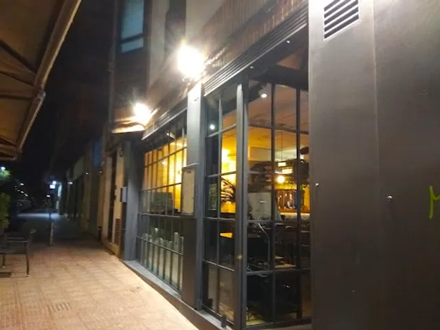 Bar restaurante Minuit