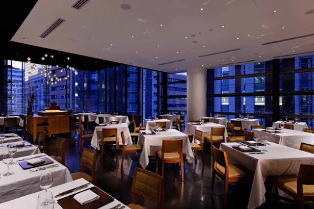 XEX NIHONBASHI The BAR