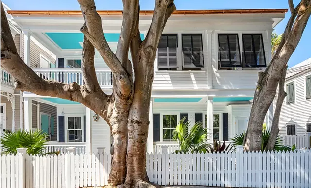 Mile Zero Painting and Plus