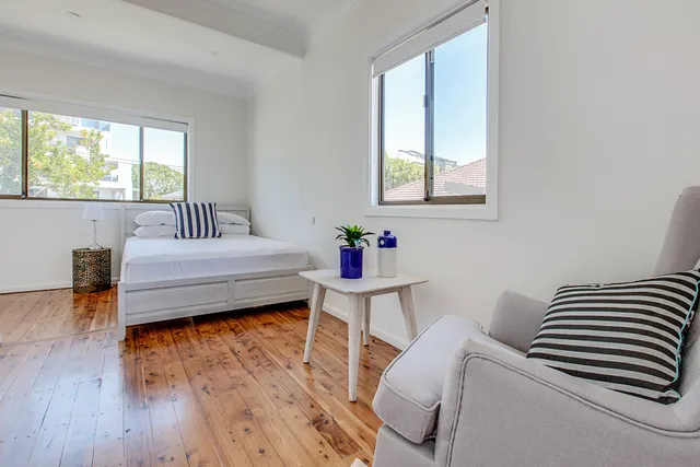 EJ Homes at the Entrance