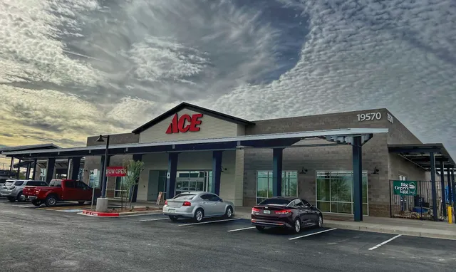 Hometown Ace Hardware Verrado
