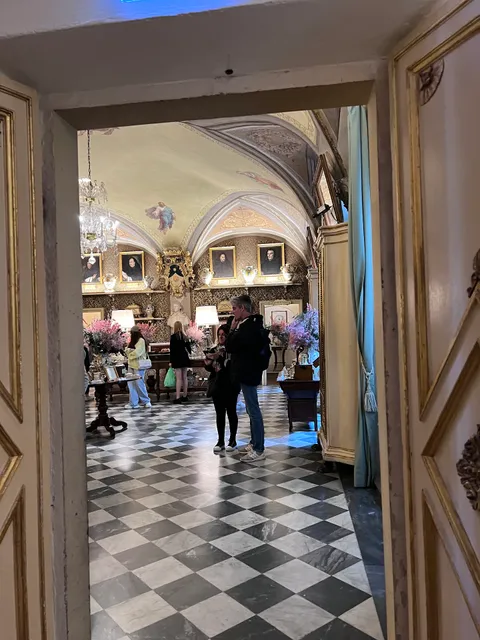 Farmacia Comunale Santa Maria Novella alla Scala - Apoteca Natura