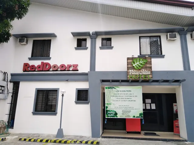 RedDoorz Plus @ Hensonville Angeles City