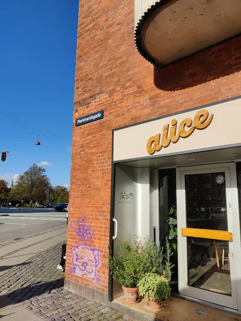 Alice