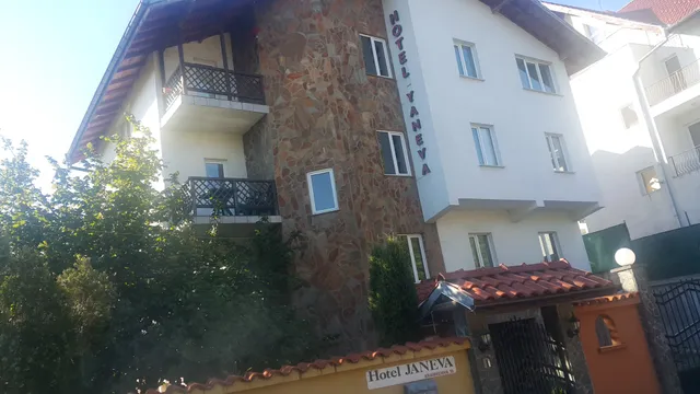 Yaneva Hotel