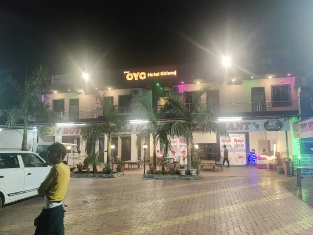 OYO 67350 Hotel Shivraj