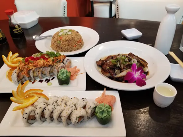 Volcanic Sushi + Sake Hunter's Crossing