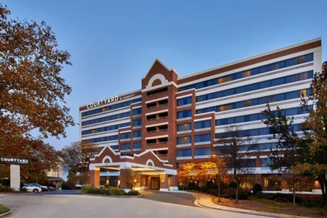 Courtyard by Marriott Alexandria Old Town/Southwest