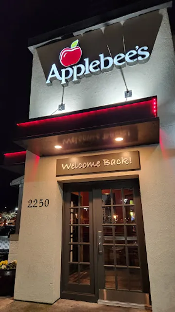 Applebee's Grill + Bar