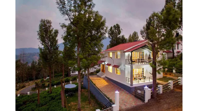StayVista at Villa Misty Oaks in Ooty | 3 BHK Luxury Villa